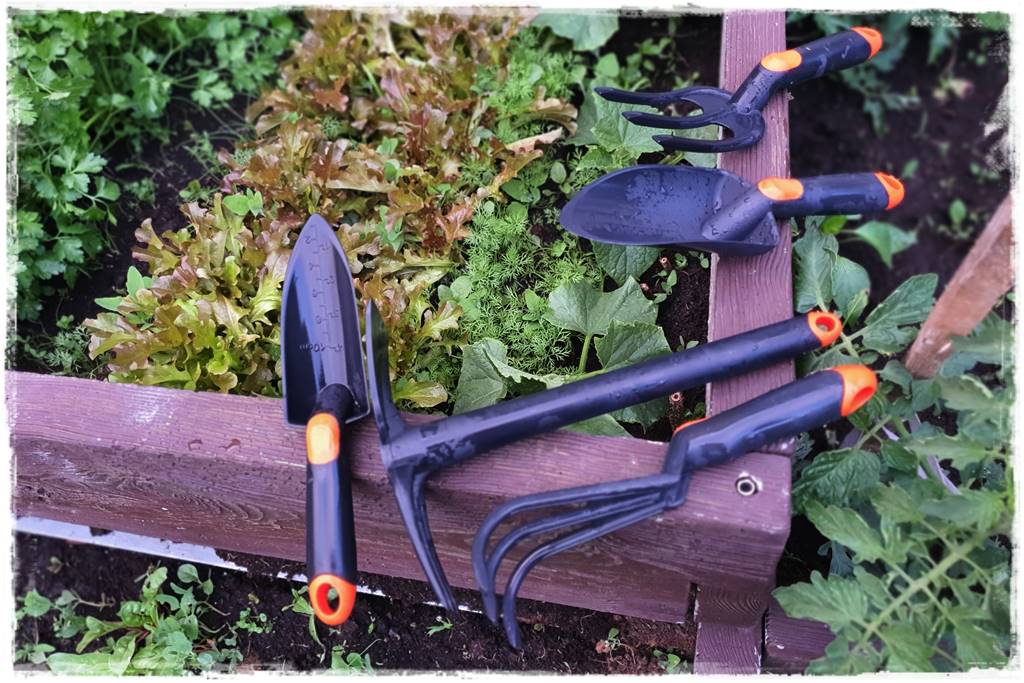małe narzędzia ogrodnicze 8