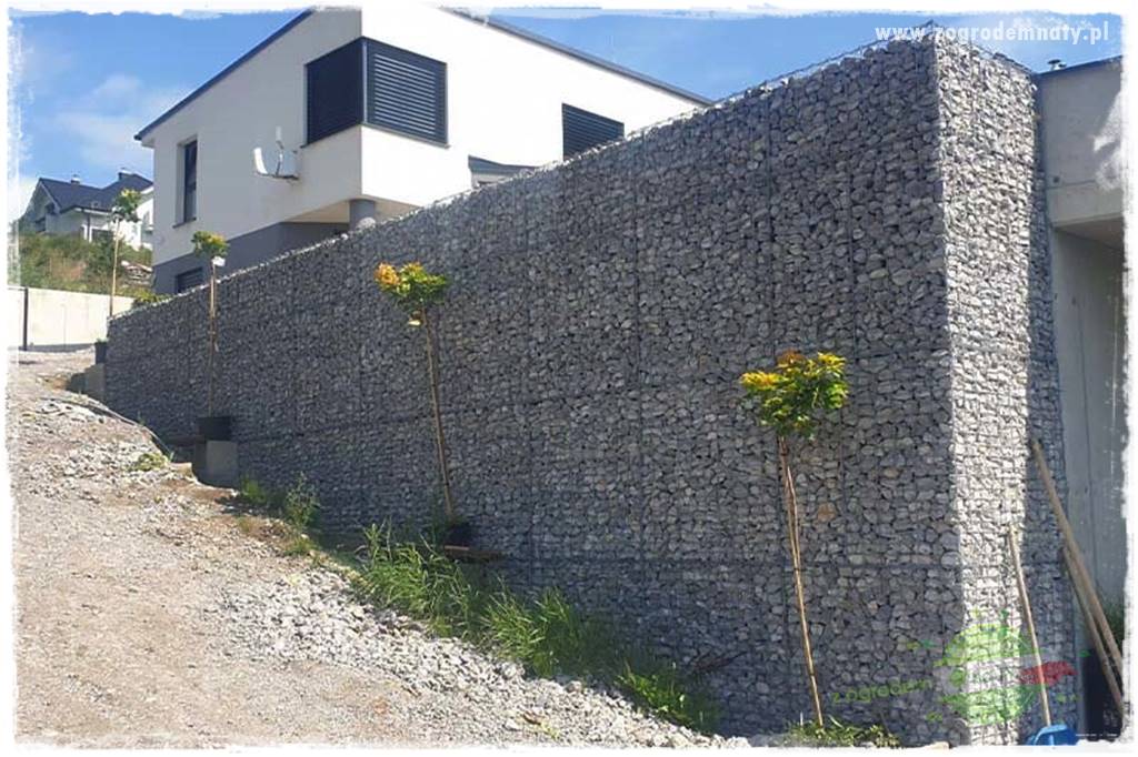 dekoracje ogrodowe z gabionów 15