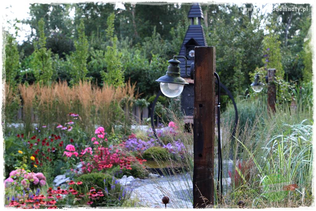 pomysły na oświetlenie ogrodu 25 pomysły na oświetlenie ogrodu 25