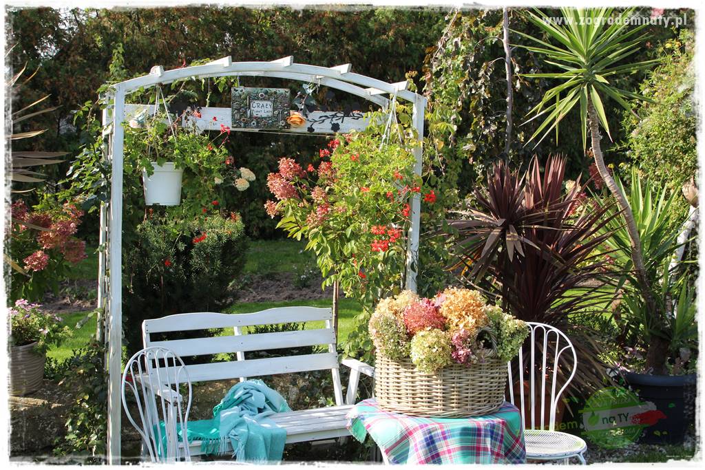 Jesienne dekoracje do ogrodu 408