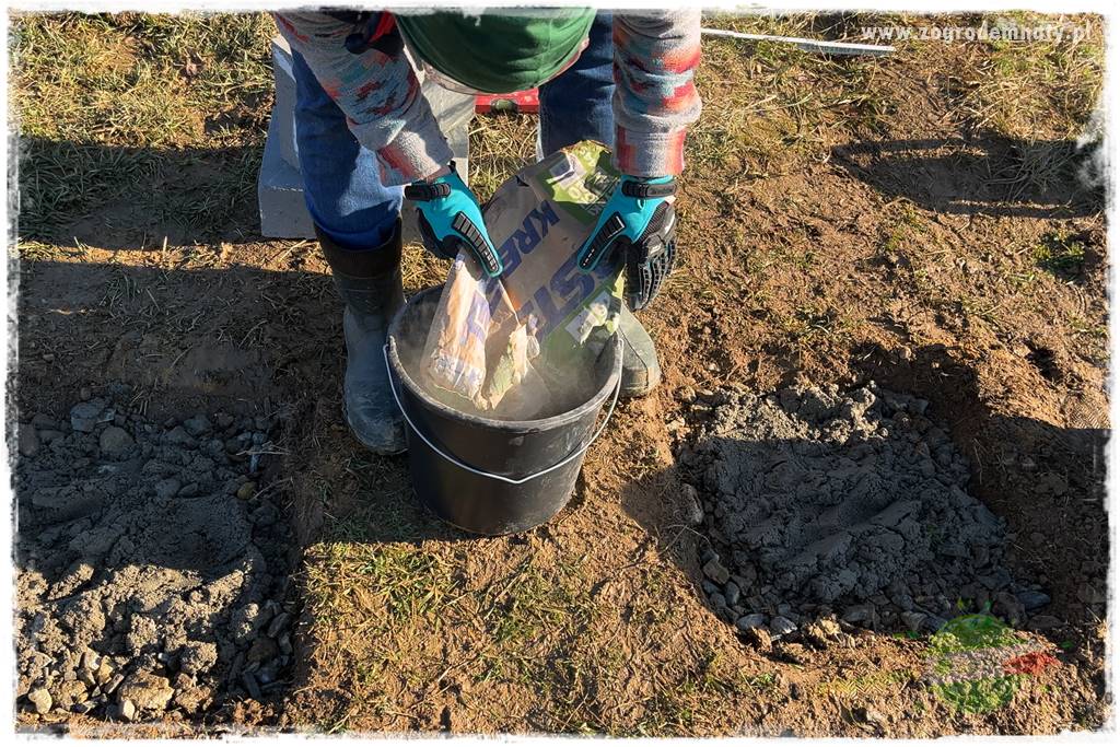 montaż pergoli ogrodowej 27