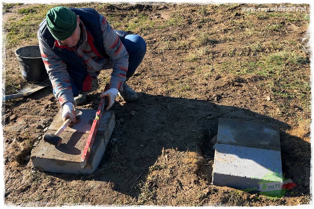 montaż pergoli ogrodowej 37