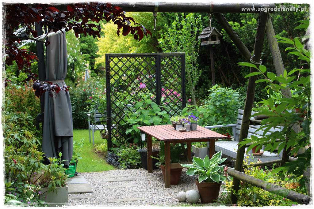 Zaciszne zakątki w ogrodzie 24