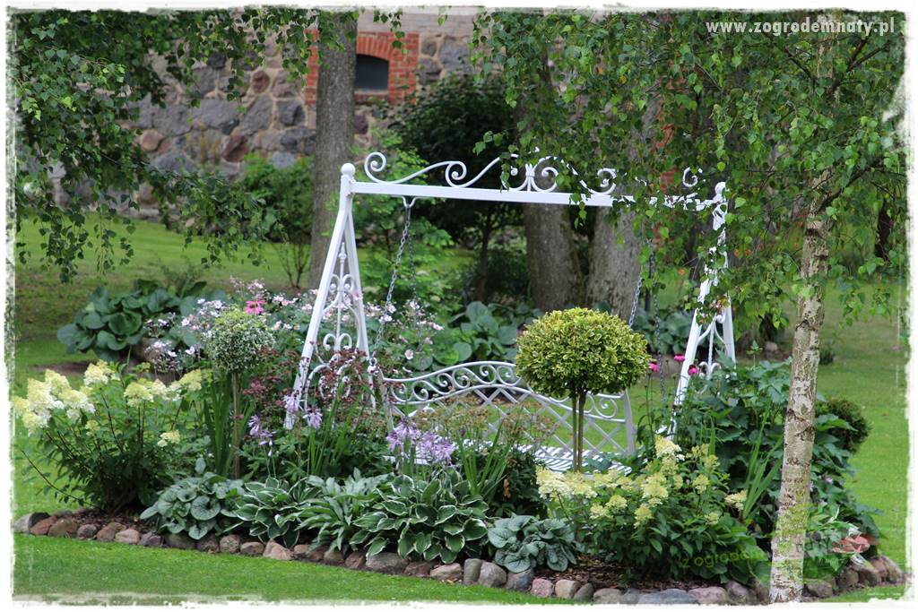 Zaciszne zakątki w ogrodzie 90