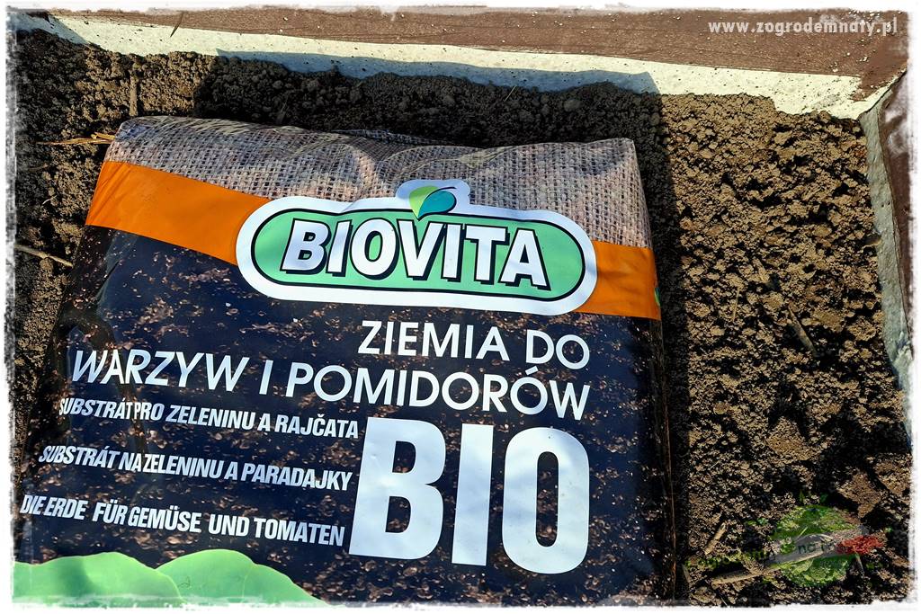 Czym wypełnić betonowe grządki 27